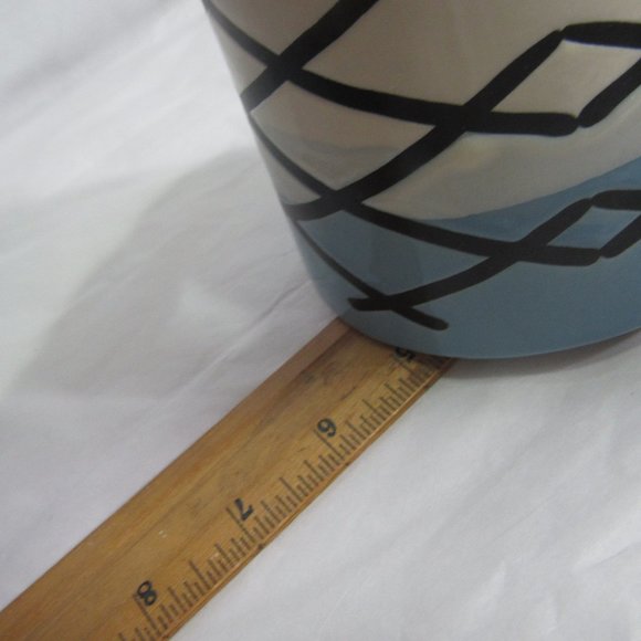 THE OLD POTTERY CO. FOOD SAFE RUSTIC CANISTER DESIGNED IN ENGLAND, - Picture 8 of 9